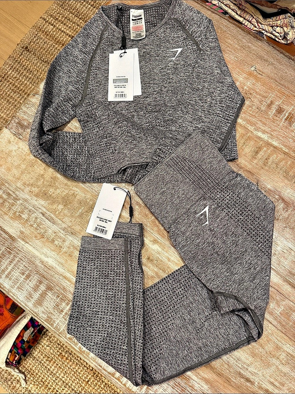 Gymshark Vital Seamless Set (Long Sleeve Crop Top & Leggings) Gray Size Small